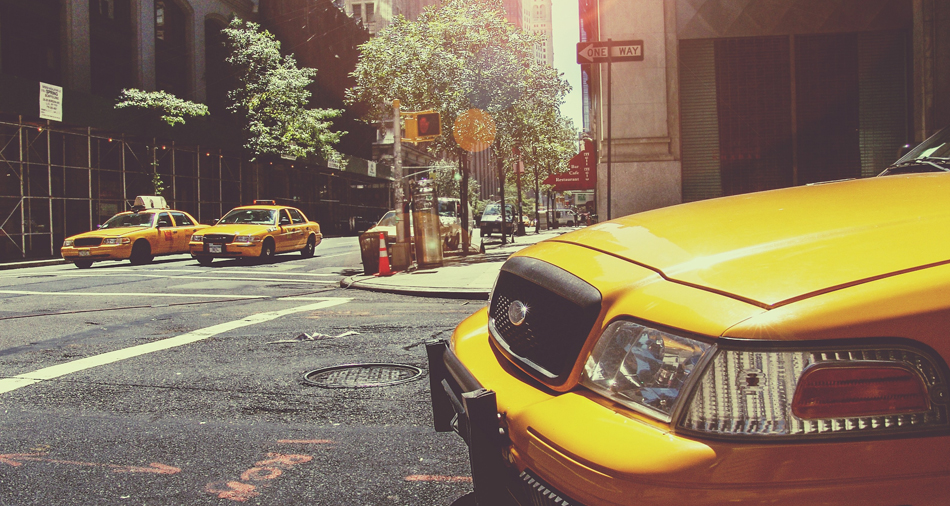 Taxi jaunes dans une rue de New-York
